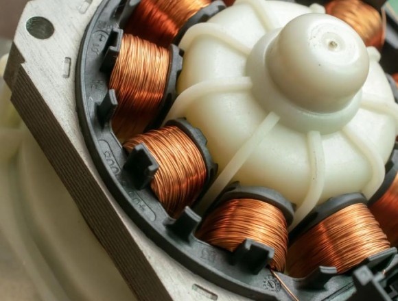 Ceiling fan stator lamination core with tightly wound copper coils